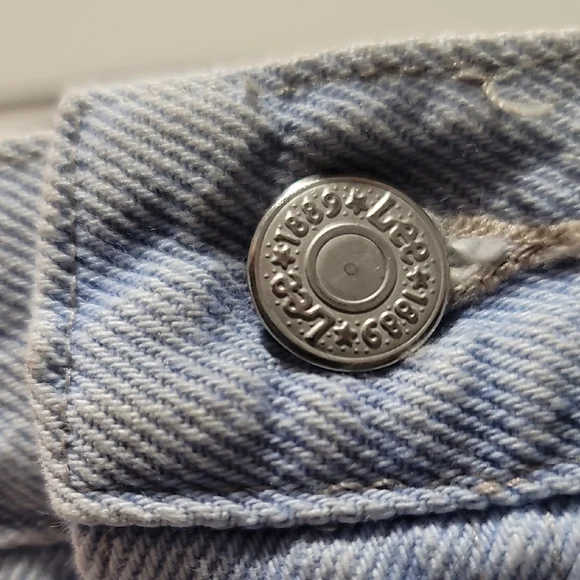 Vintage Lee Casual Mom Jean High-Waist Shorts Light Wash Old School Denim 18MED